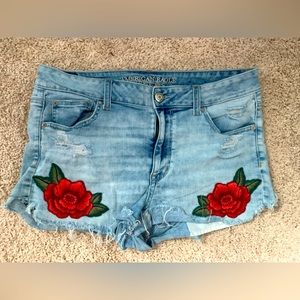 American Eagle High Rise Shortie